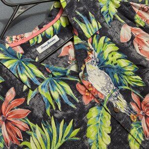 Tommy Bahama Shirt Men's XL Multi Color Silk Loop Collar Floral Cockatoo Travel